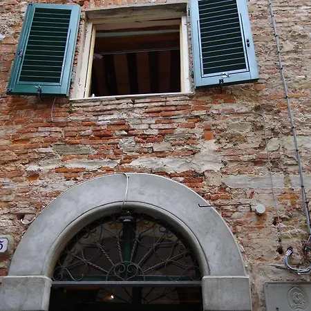 Antica Residenza Del Gallo Hotel 3*